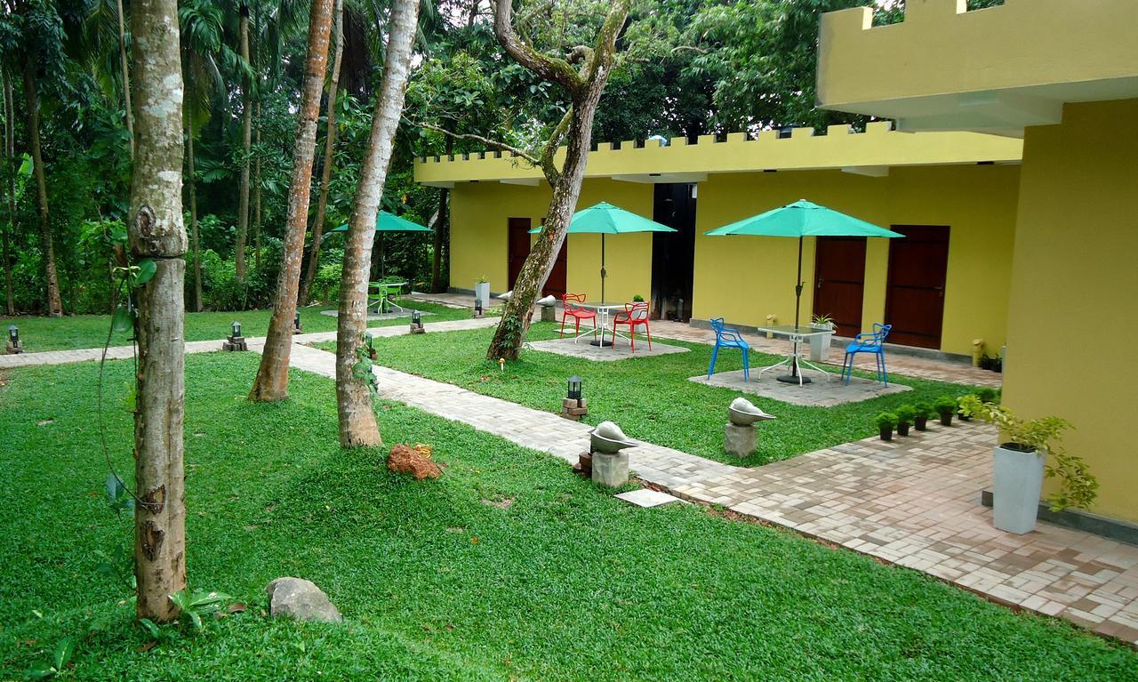 Bridge Hotel Negombo Kimbulapitiya Eksteriør billede