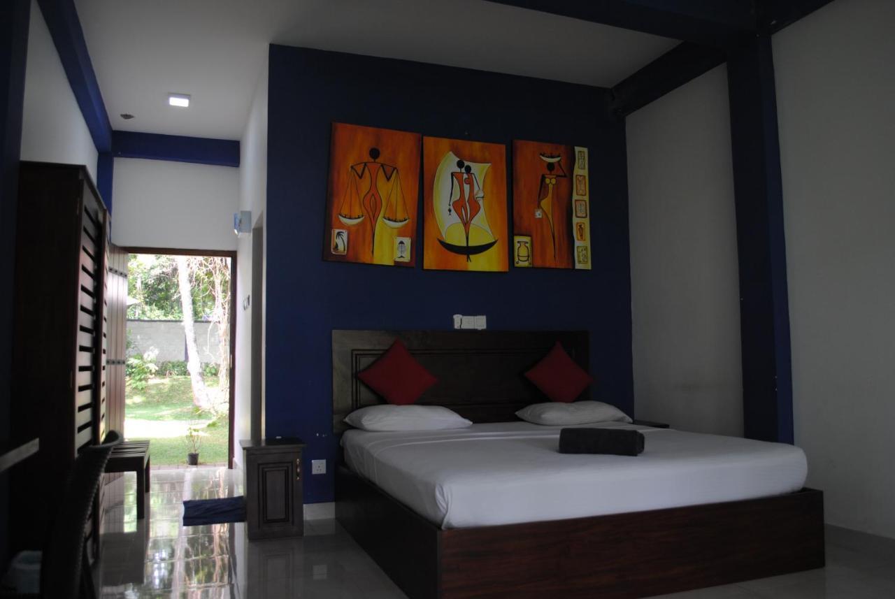 Bridge Hotel Negombo Kimbulapitiya Eksteriør billede