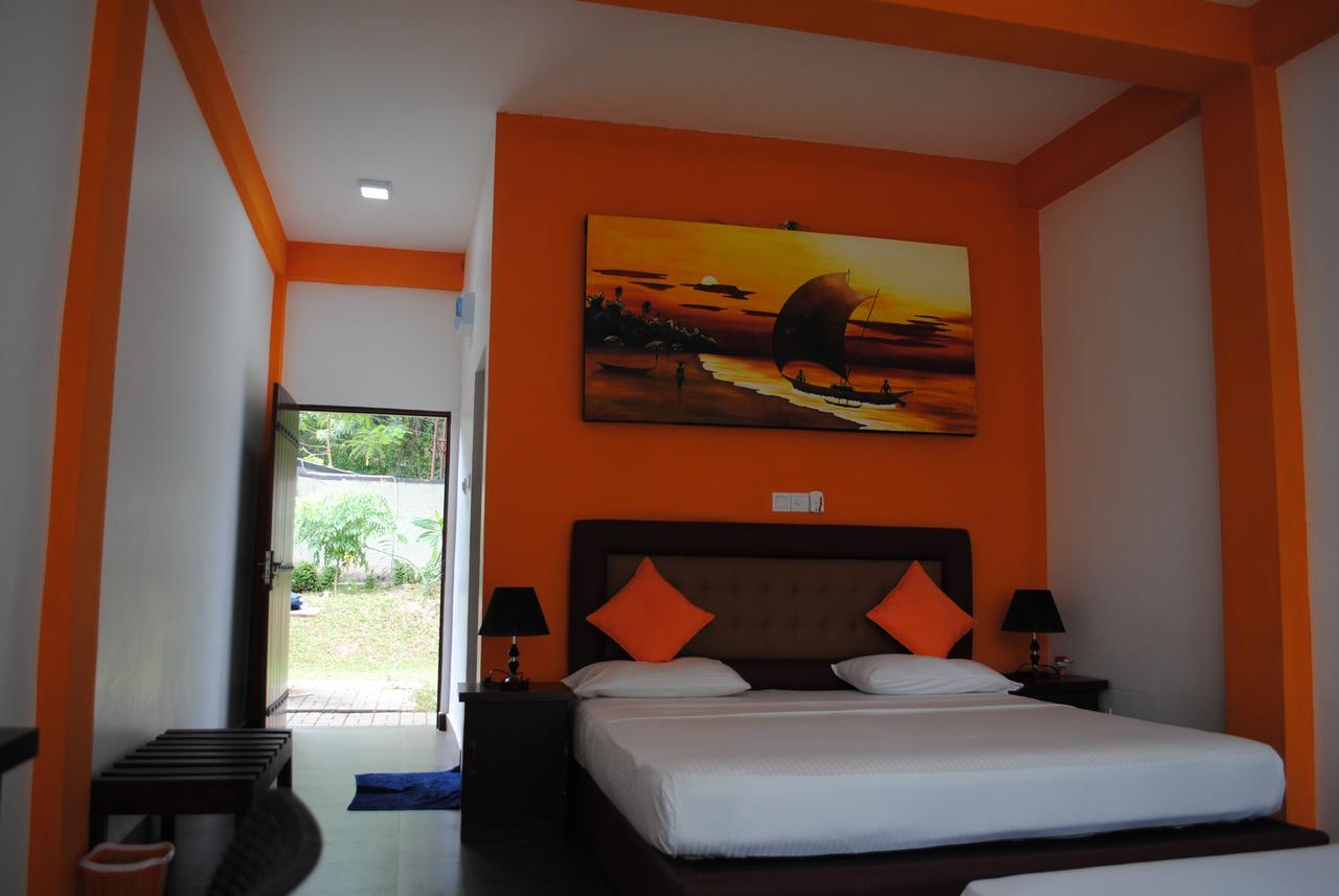 Bridge Hotel Negombo Kimbulapitiya Eksteriør billede